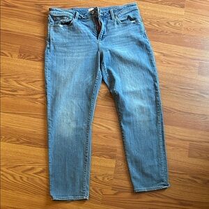 Lucky Brand Light Blue Denim Jeans